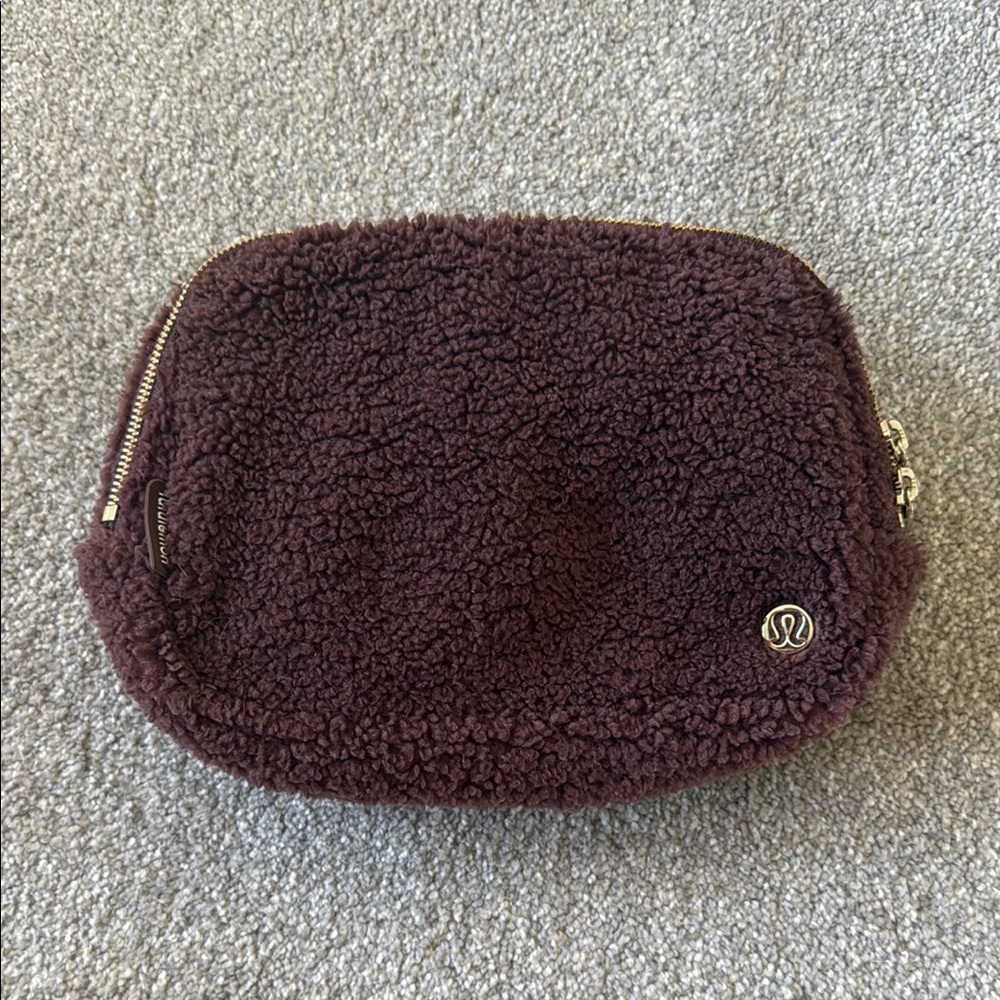 Lululemon Everywhere Belt Bag Large (2L)